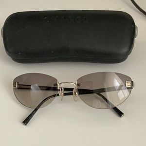 CHANEL sunglasses